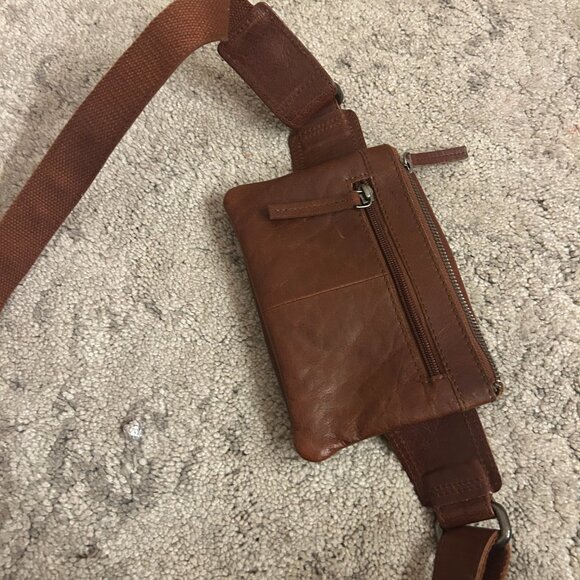 Spikes and Sparrows Cross Body Bag - Picture 5 of 5